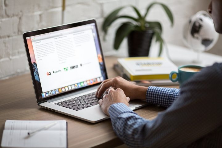 YouTube para empreendedores digitais: dos primeiros vídeos aos primeiros clientes
